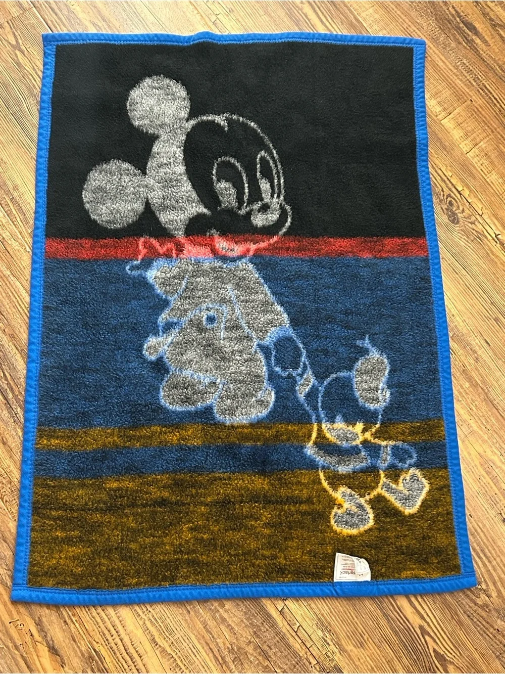 Vintage 1984 Walt Disney Mickey Mouse & Donald Duck Baby Throw Blanket